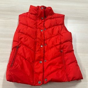 Gap red vest size xs